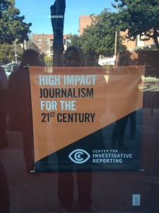 1.crusa13: Vor dem Center of investigative Journalism (CIR) in Berkeley     